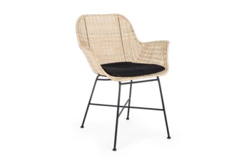 Design bútorok - ATICA fekete fotel karfával párnával